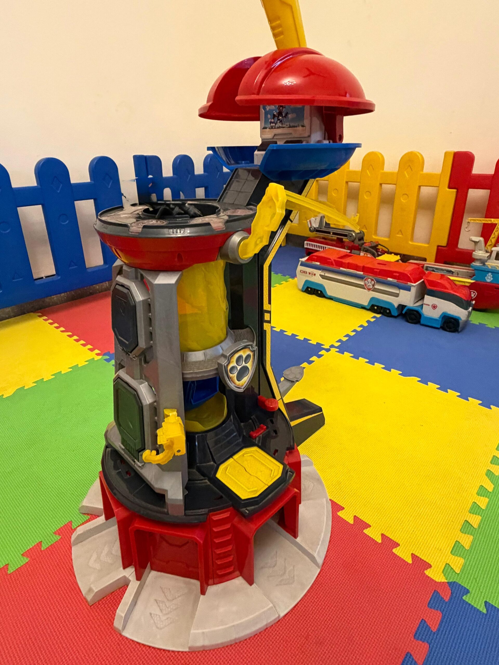 Preowned Paw Patrol tower toy in good condition