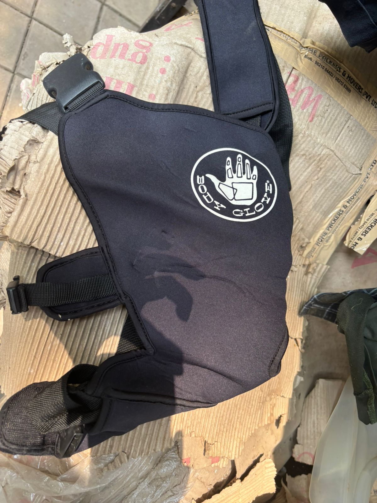 Comfortable baby swim carrier preloved