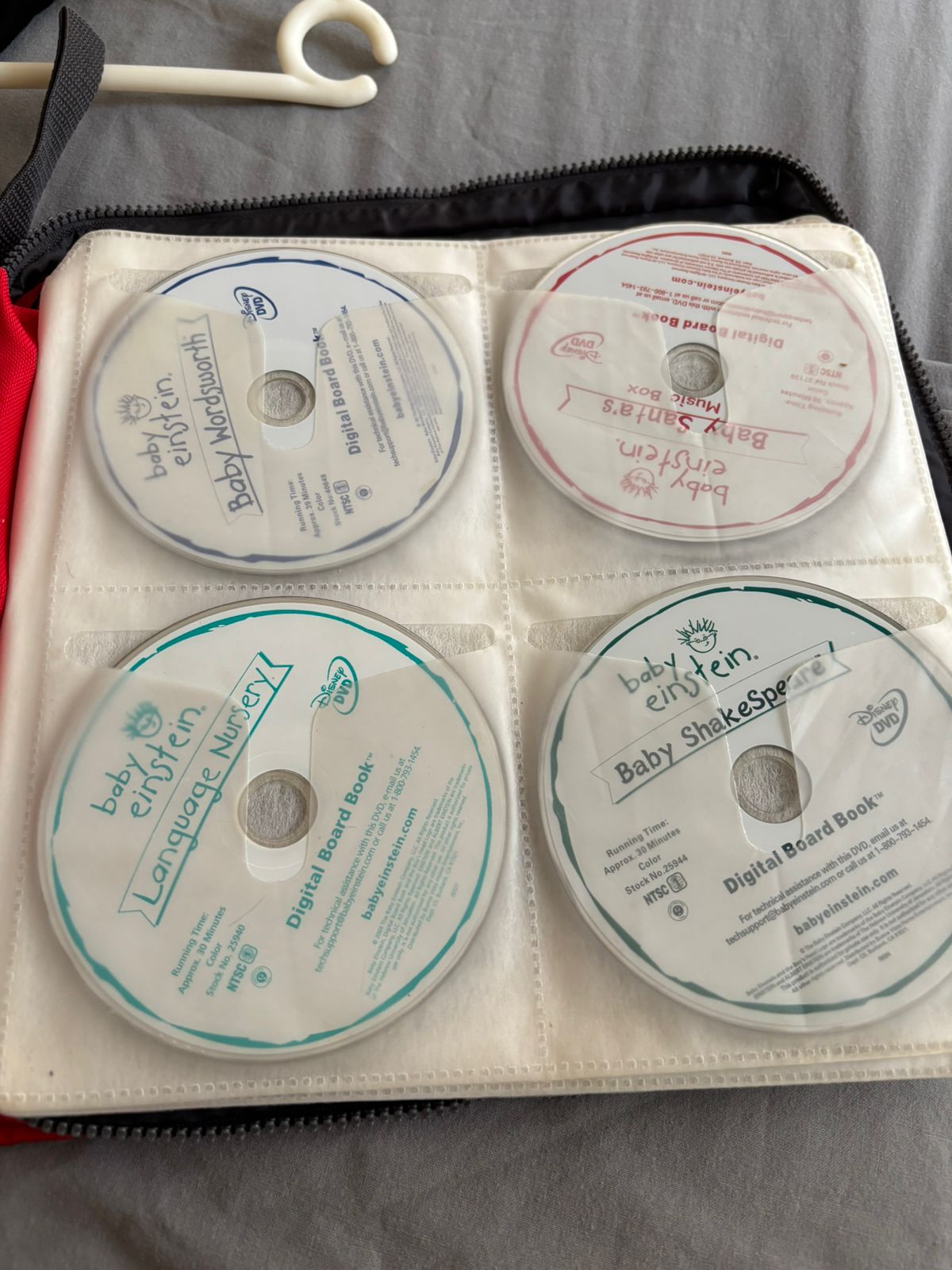 Kids educational CDs in good condition