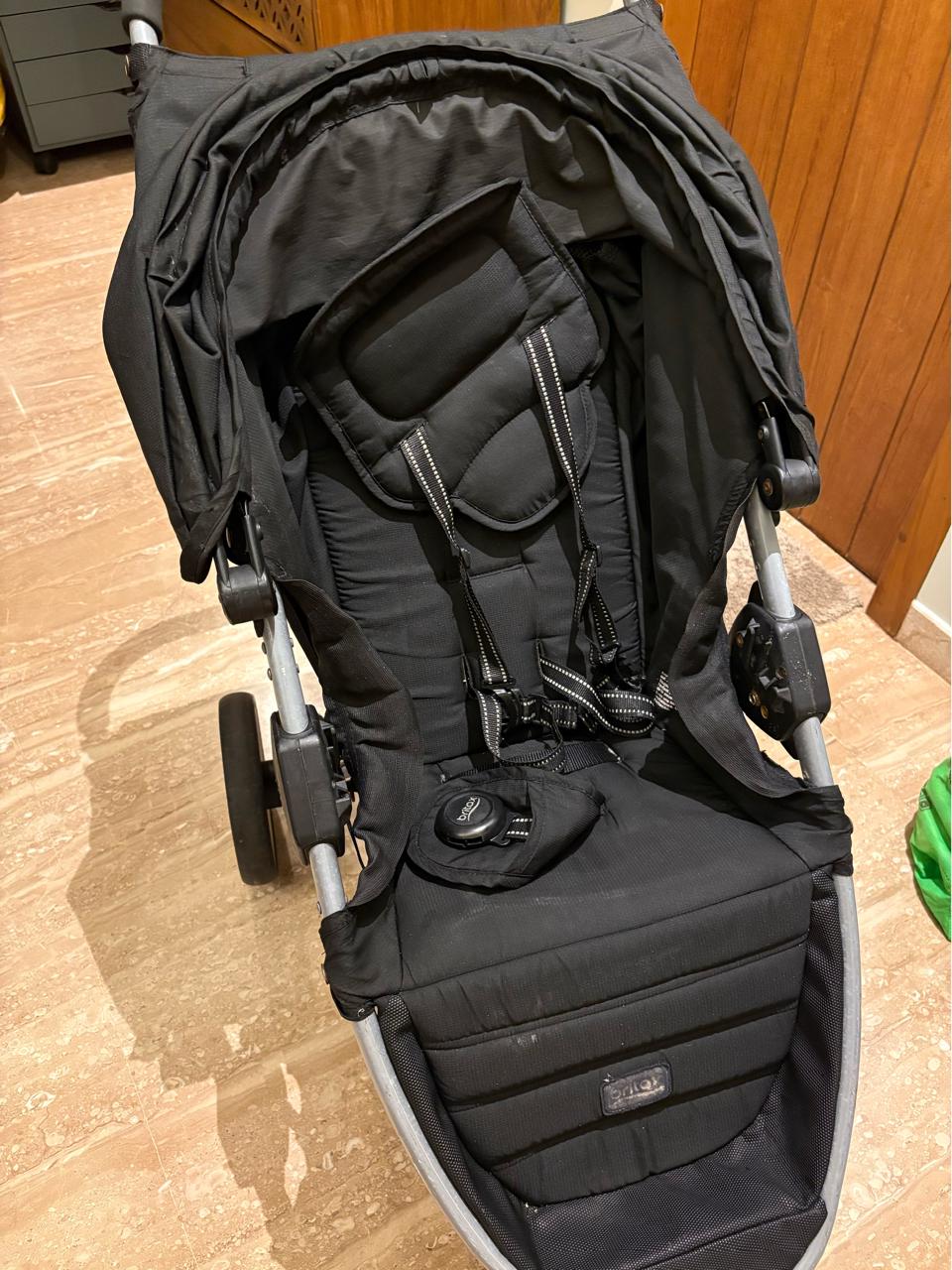 Preowned Britax stroller in good condition