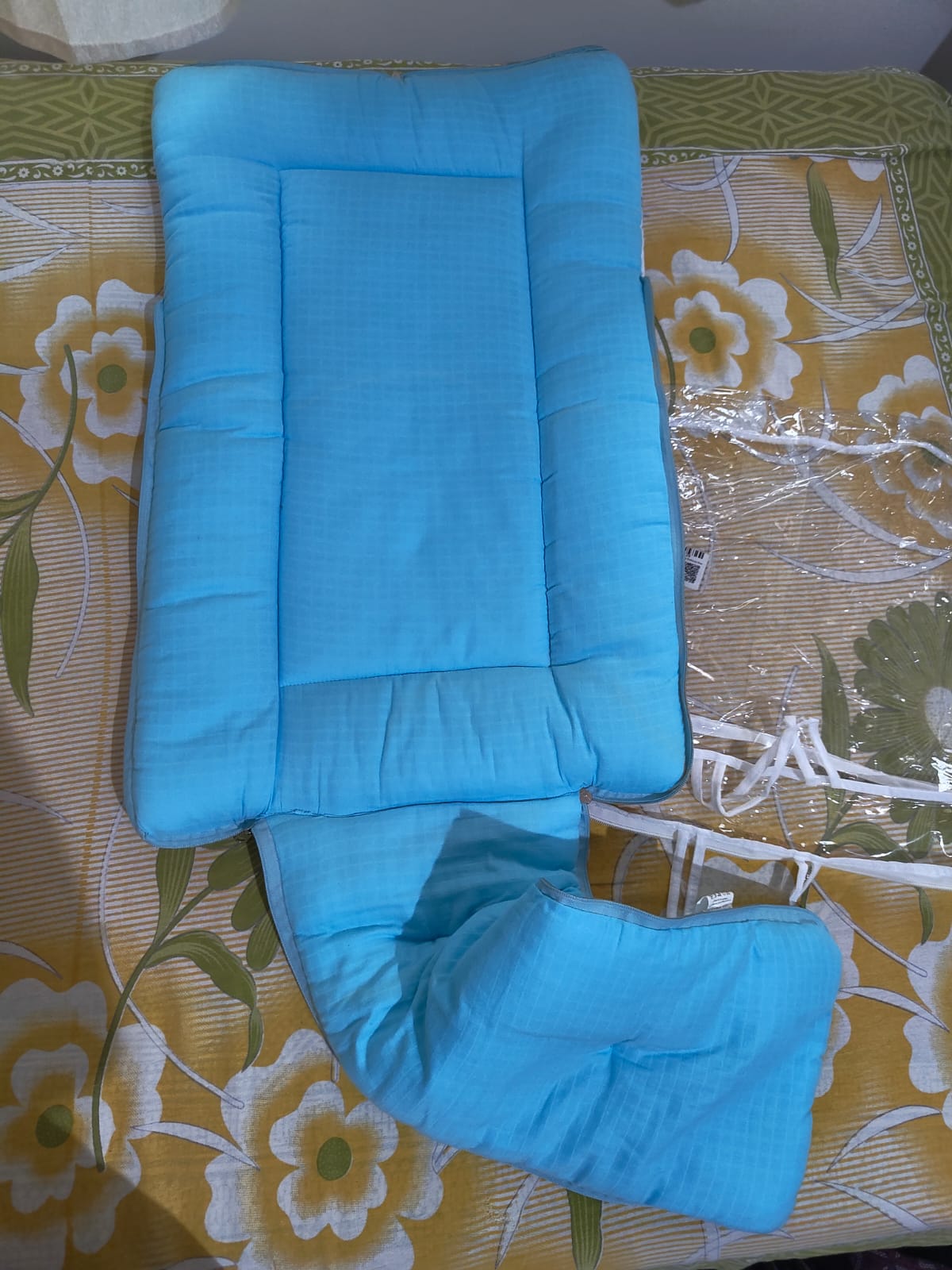 Preowned Babyhug baby sleep bag in good condition